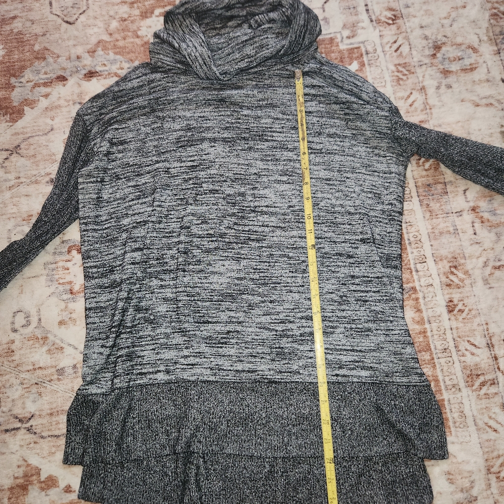 GAP Gray Tunic Top